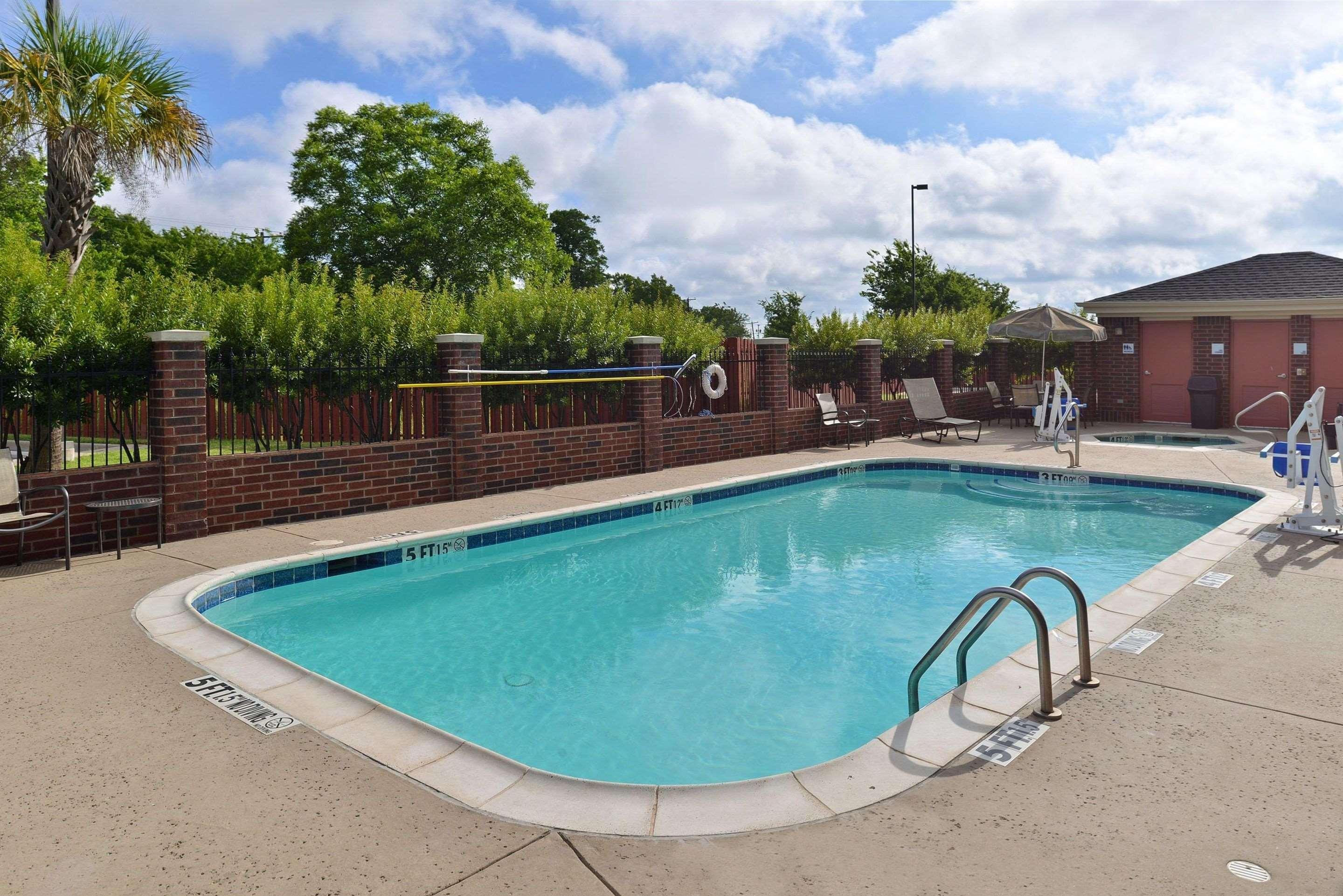 Comfort Inn & Suites Mexia Exterior photo